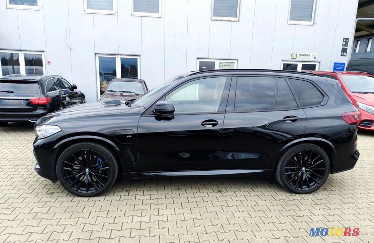 2021' BMW X5 photo #4