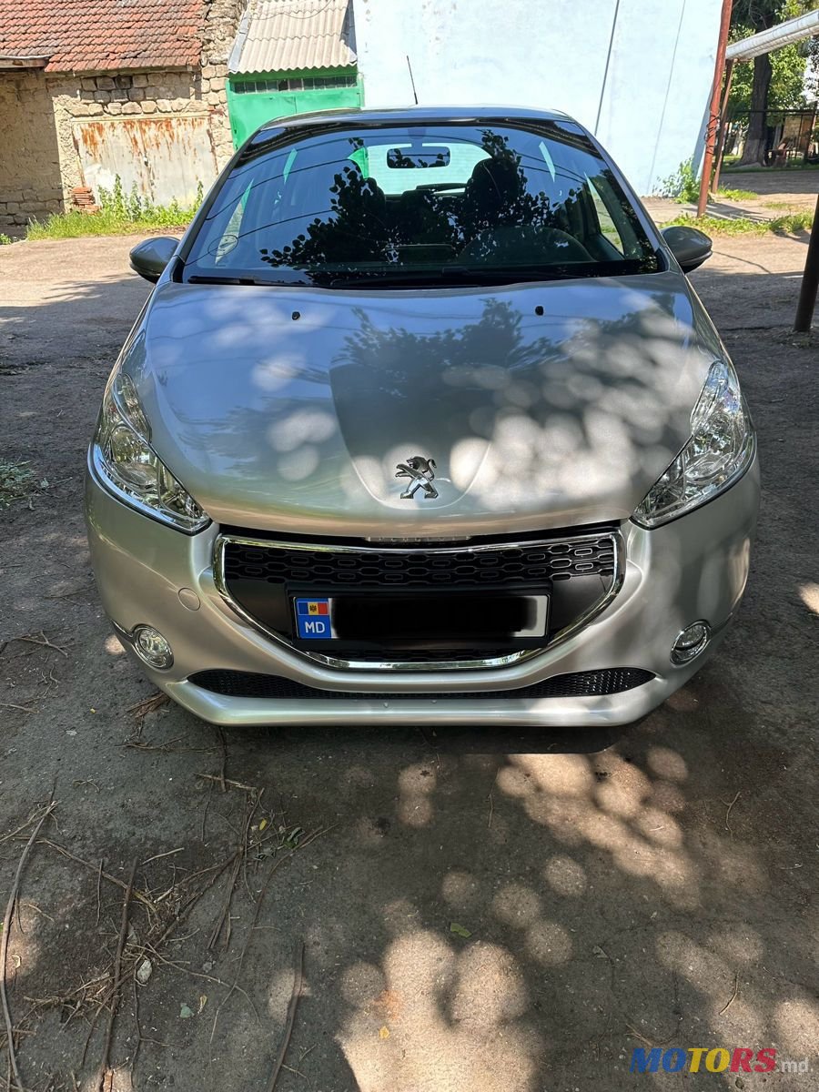 2015' Peugeot 208 photo #6