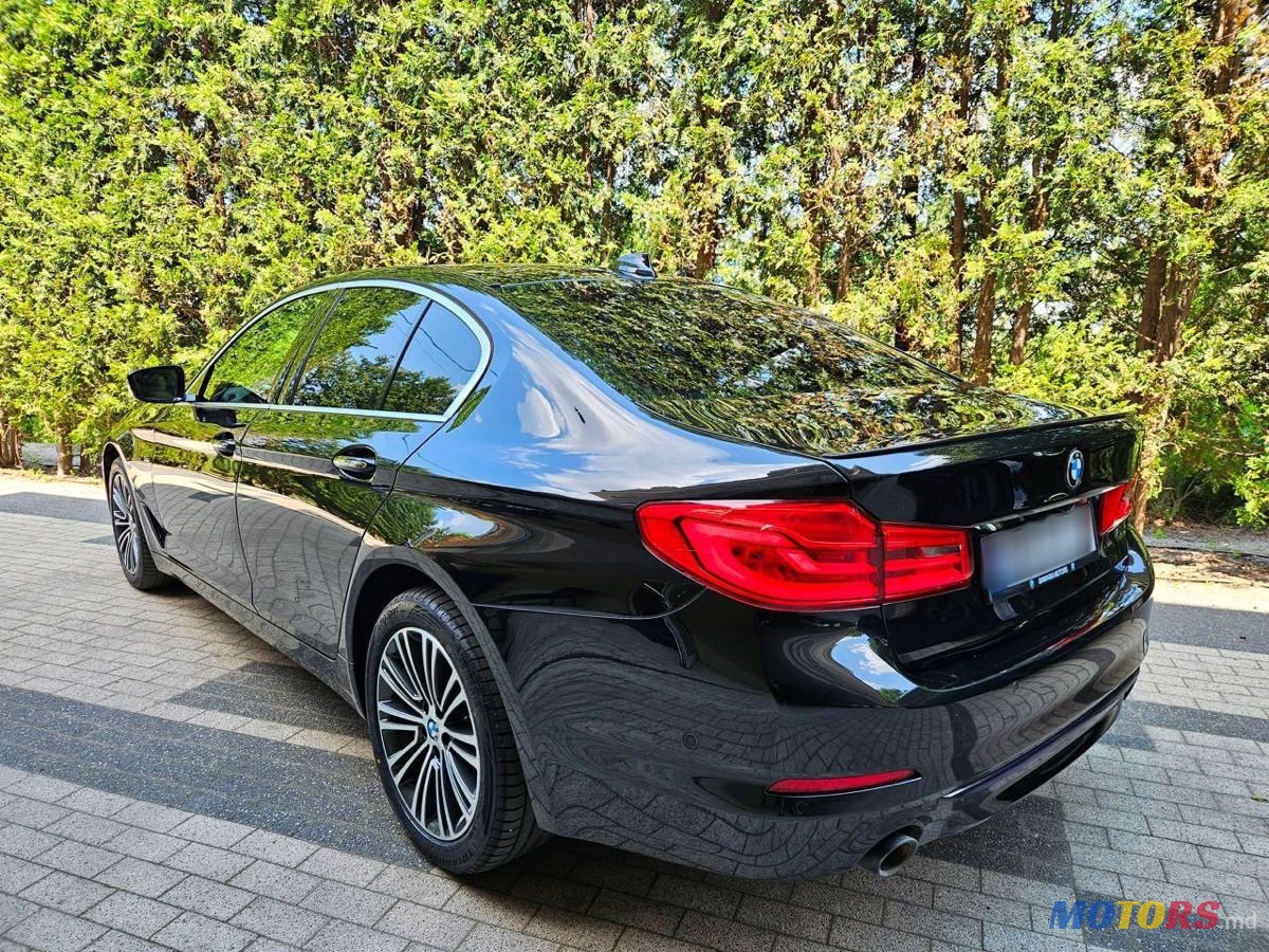 2018' BMW 5 Series photo #2