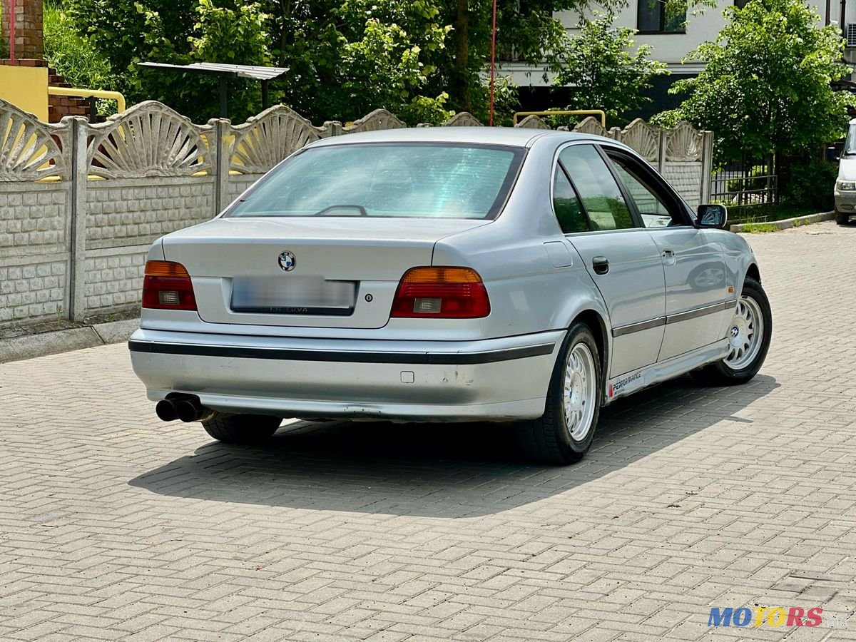 2000' BMW 5 Series photo #4