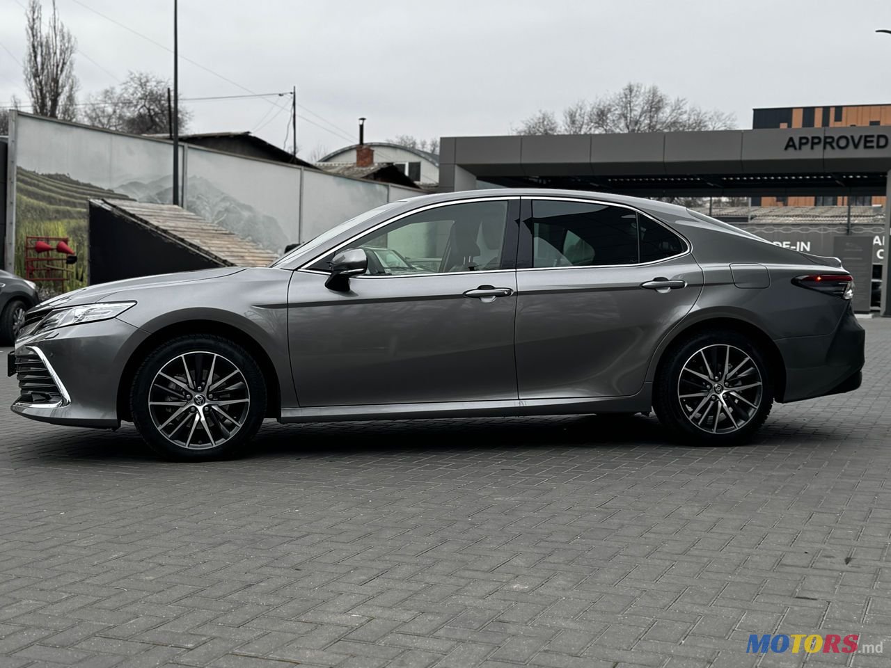 2023' Toyota Camry photo #4