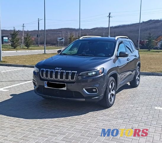 2018' Jeep Cherokee photo #1