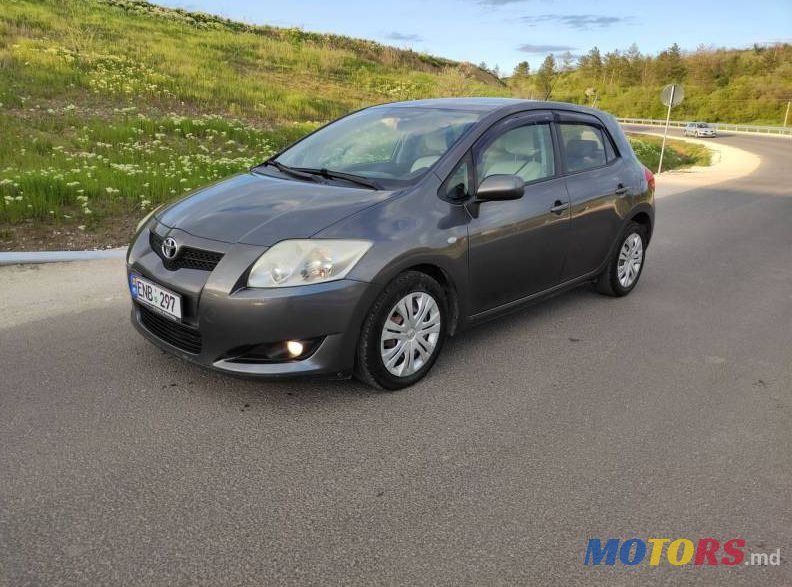 2008' Toyota Auris photo #5
