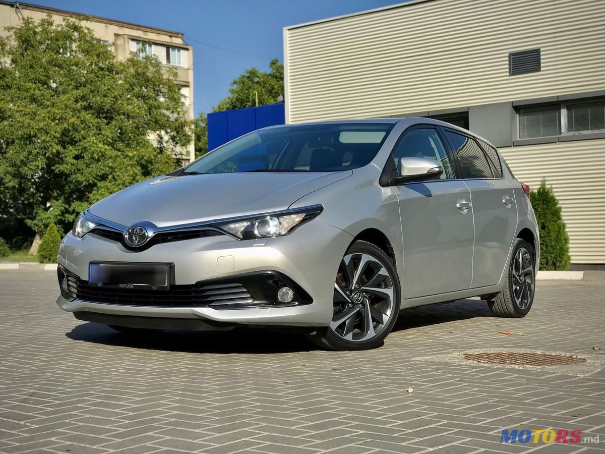 2016' Toyota Auris photo #1