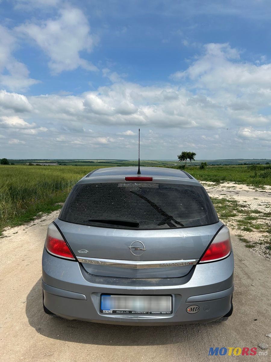 2006' Opel Astra photo #4