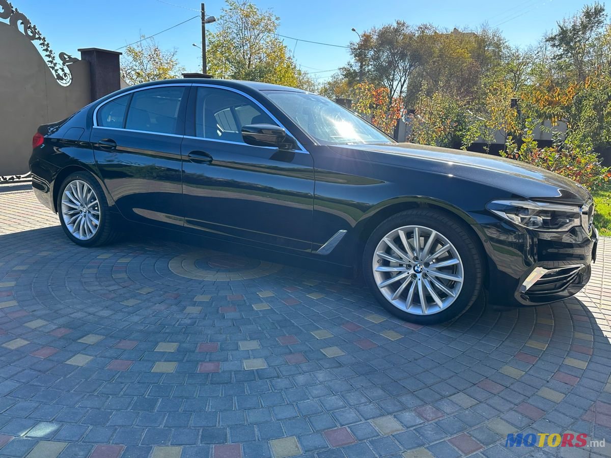 2020' BMW 5 Series photo #3