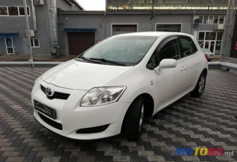 2008' Toyota Auris photo #1
