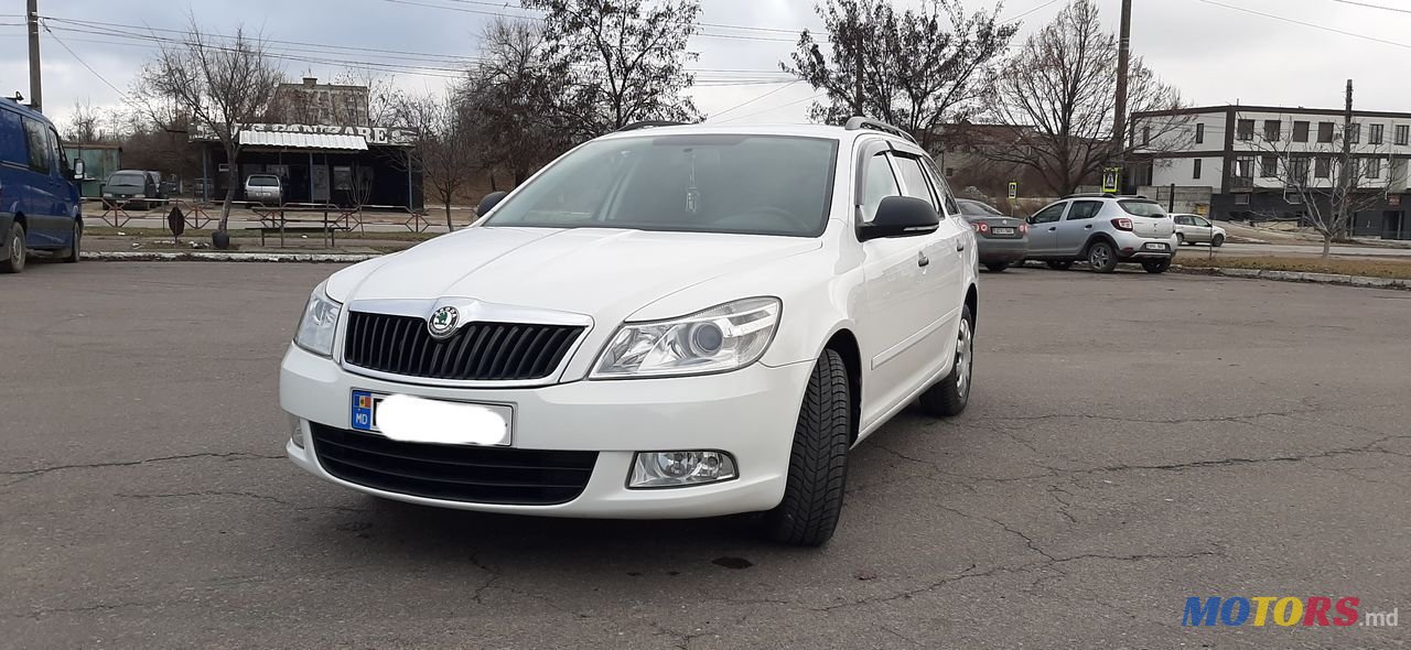 2011' Skoda Octavia photo #2