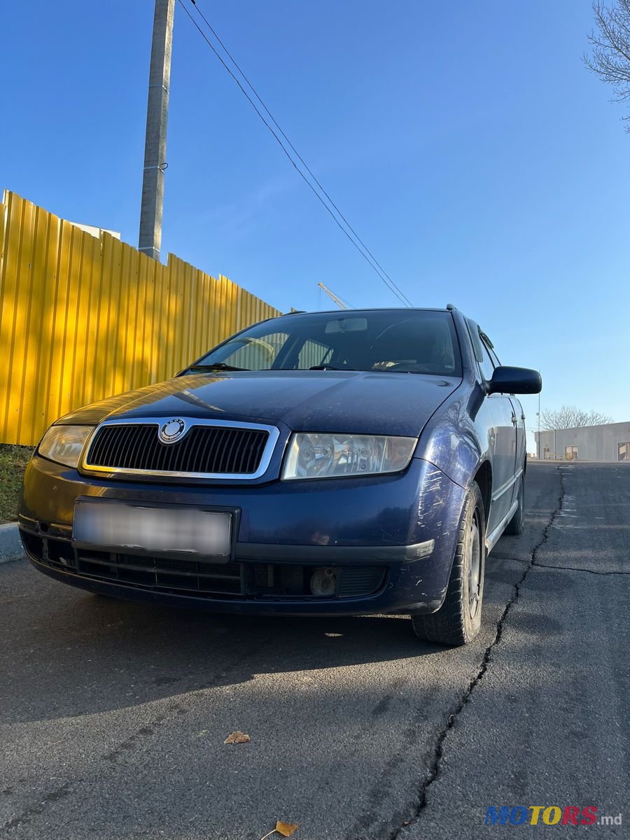 2004' Skoda Fabia photo #5