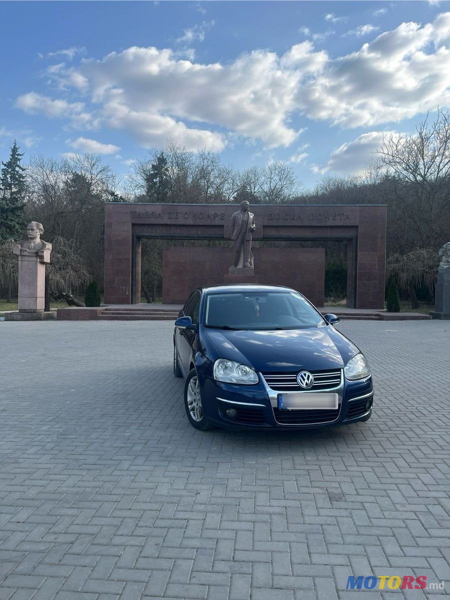 2009' Volkswagen Jetta photo #2