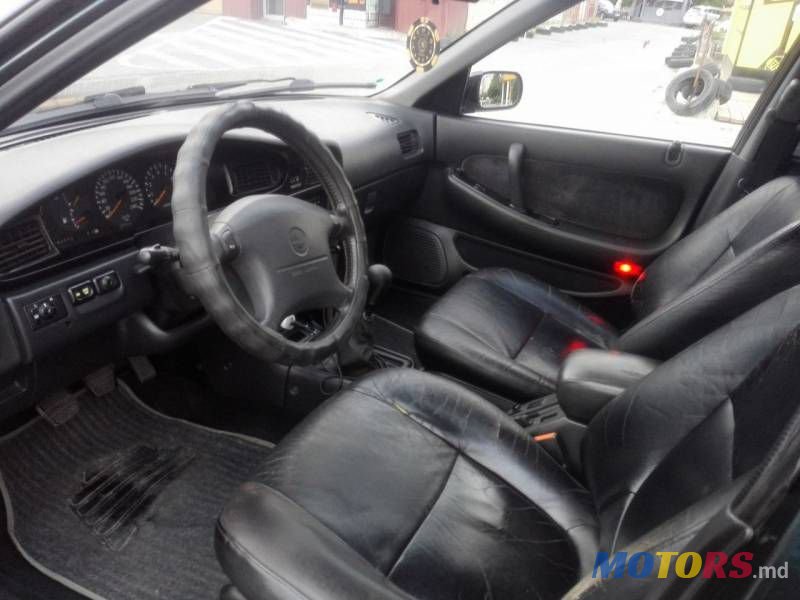 1992' Nissan Maxima photo #5