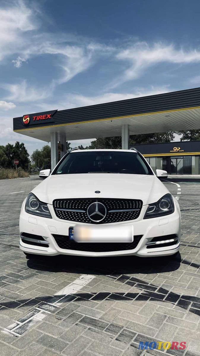 2012' Mercedes-Benz C-Class photo #1