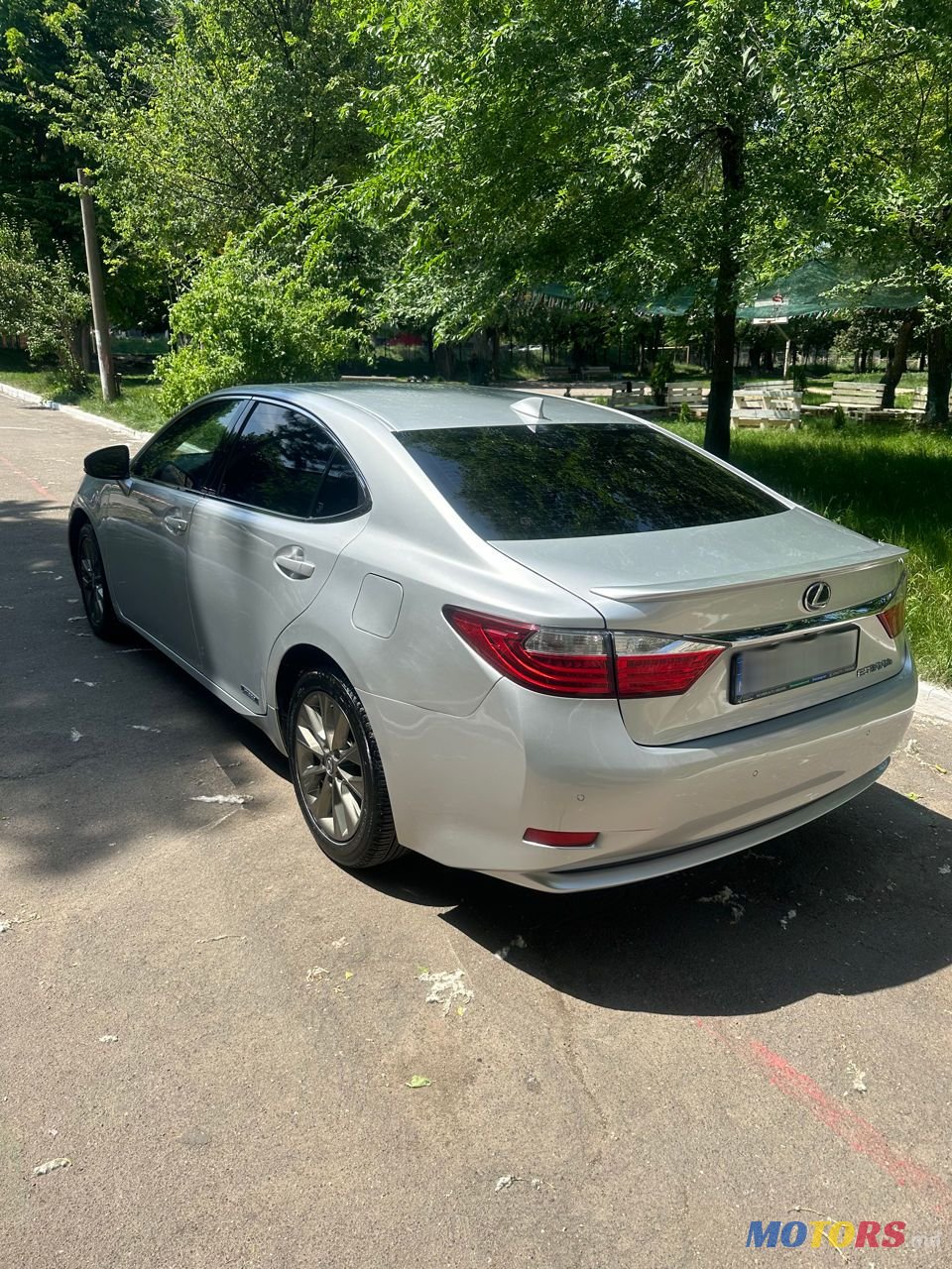 2015' Lexus Es Series photo #5