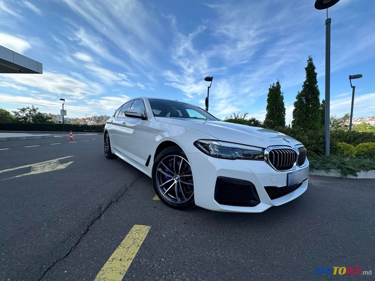 2021' BMW 5 Series photo #1