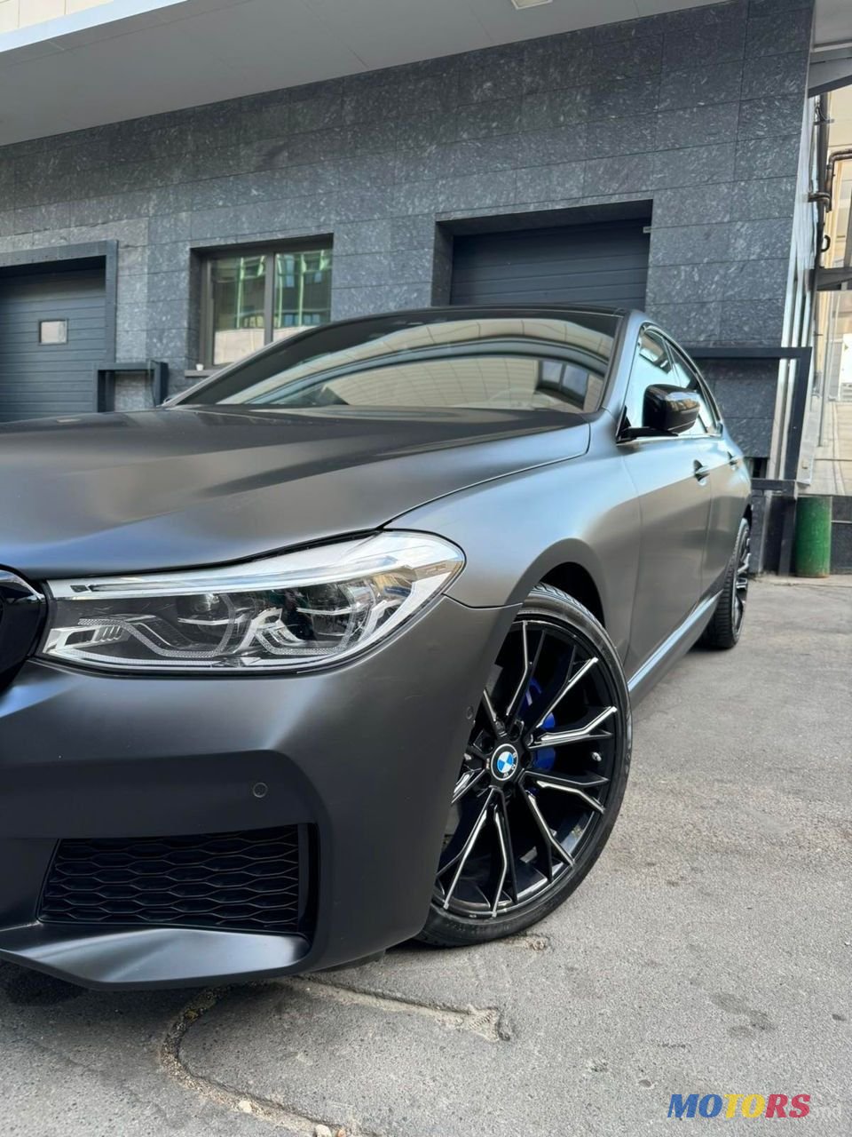 2018' BMW 5 Series photo #4