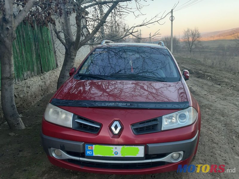 2008' Renault Megane photo #1