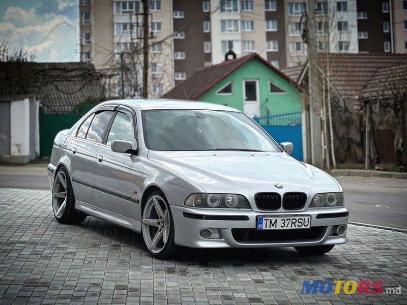 2002' BMW 5 Series photo #1