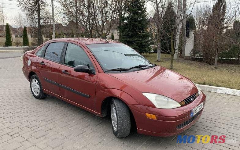 2002' Ford Focus photo #1