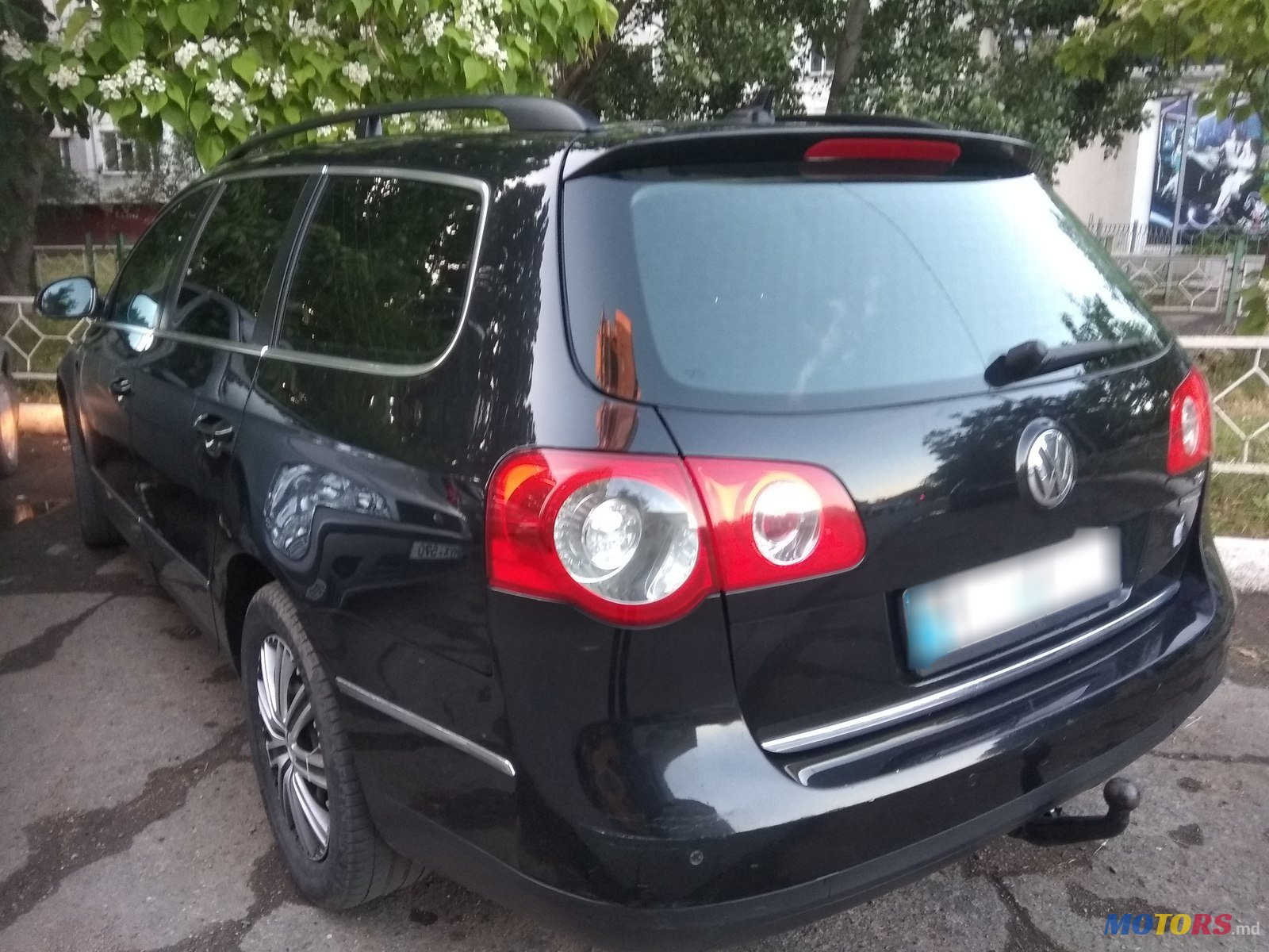 2009' Volkswagen Passat B6 Универсал photo #3