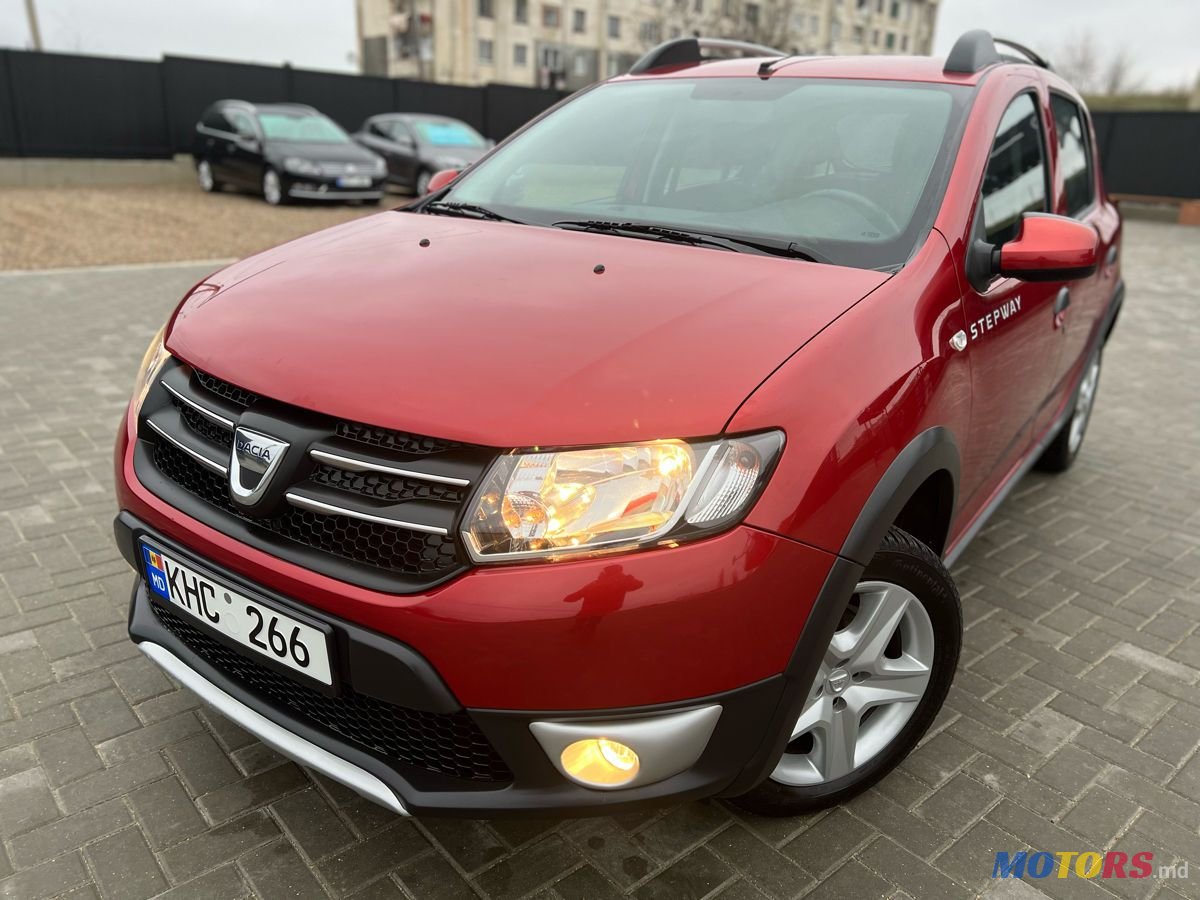 2013' Dacia Sandero Stepway photo #2