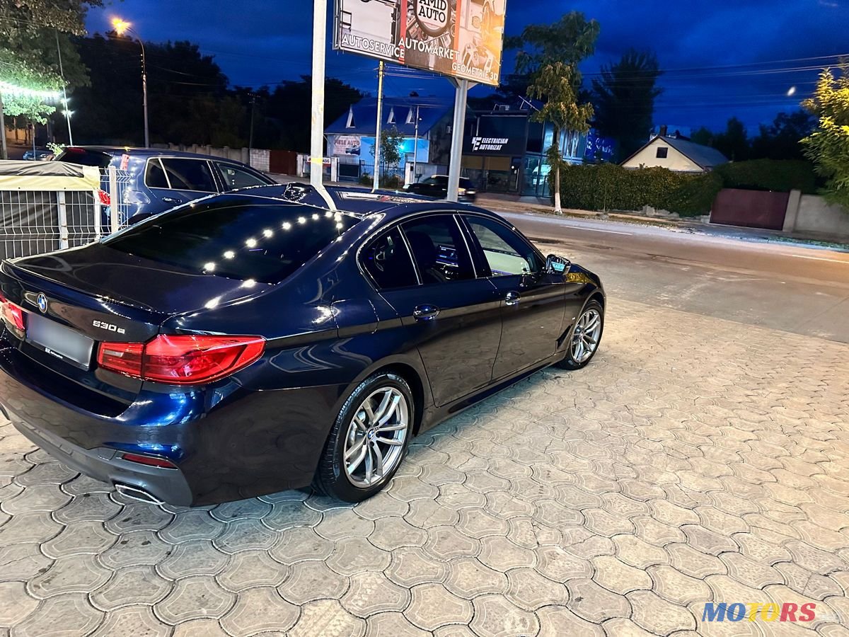 2019' BMW 5 Series photo #5