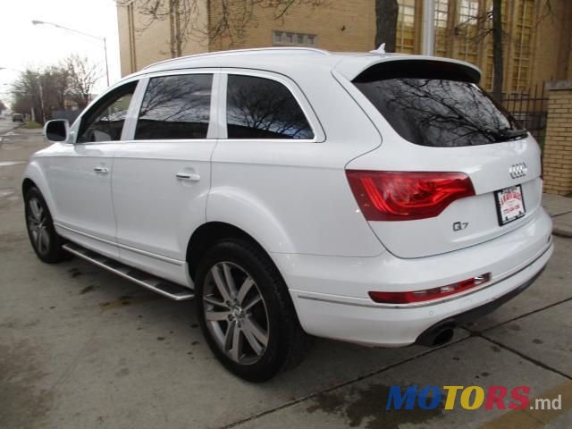 2013' Audi Q7 photo #4