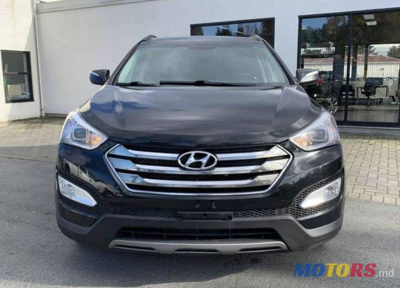 2013' Hyundai Santa Fe photo #1