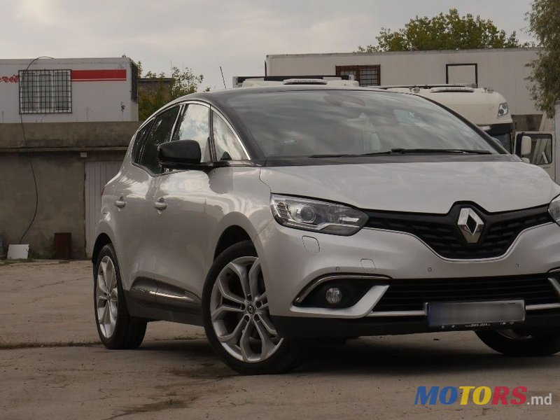 2017' Renault Scenic photo #2