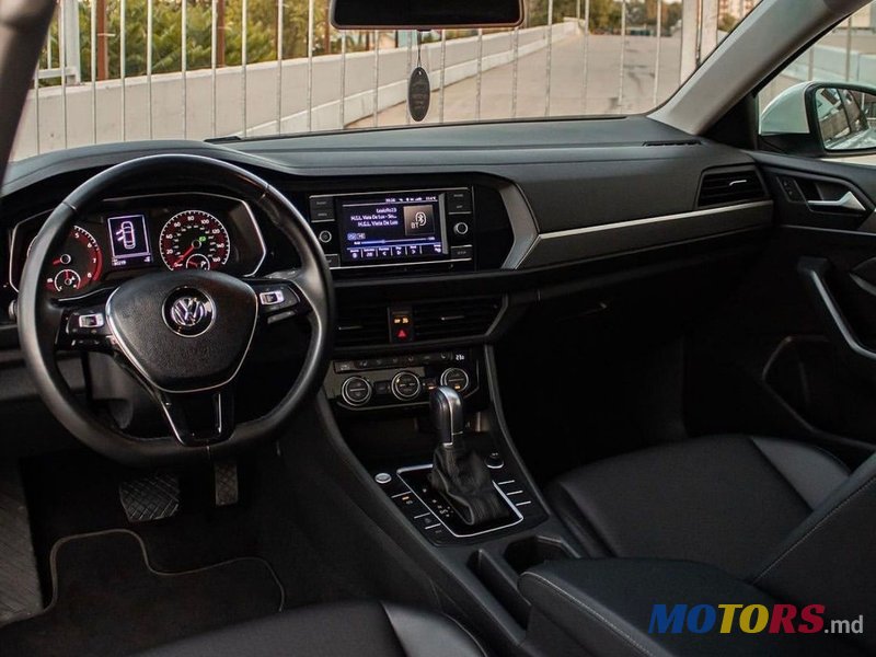 2019' Volkswagen Jetta photo #3