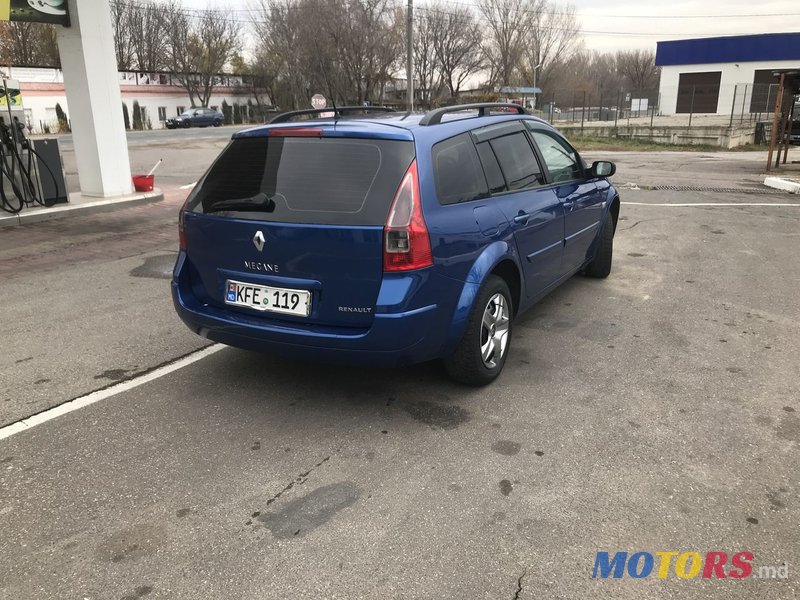 2008' Renault Megane photo #3