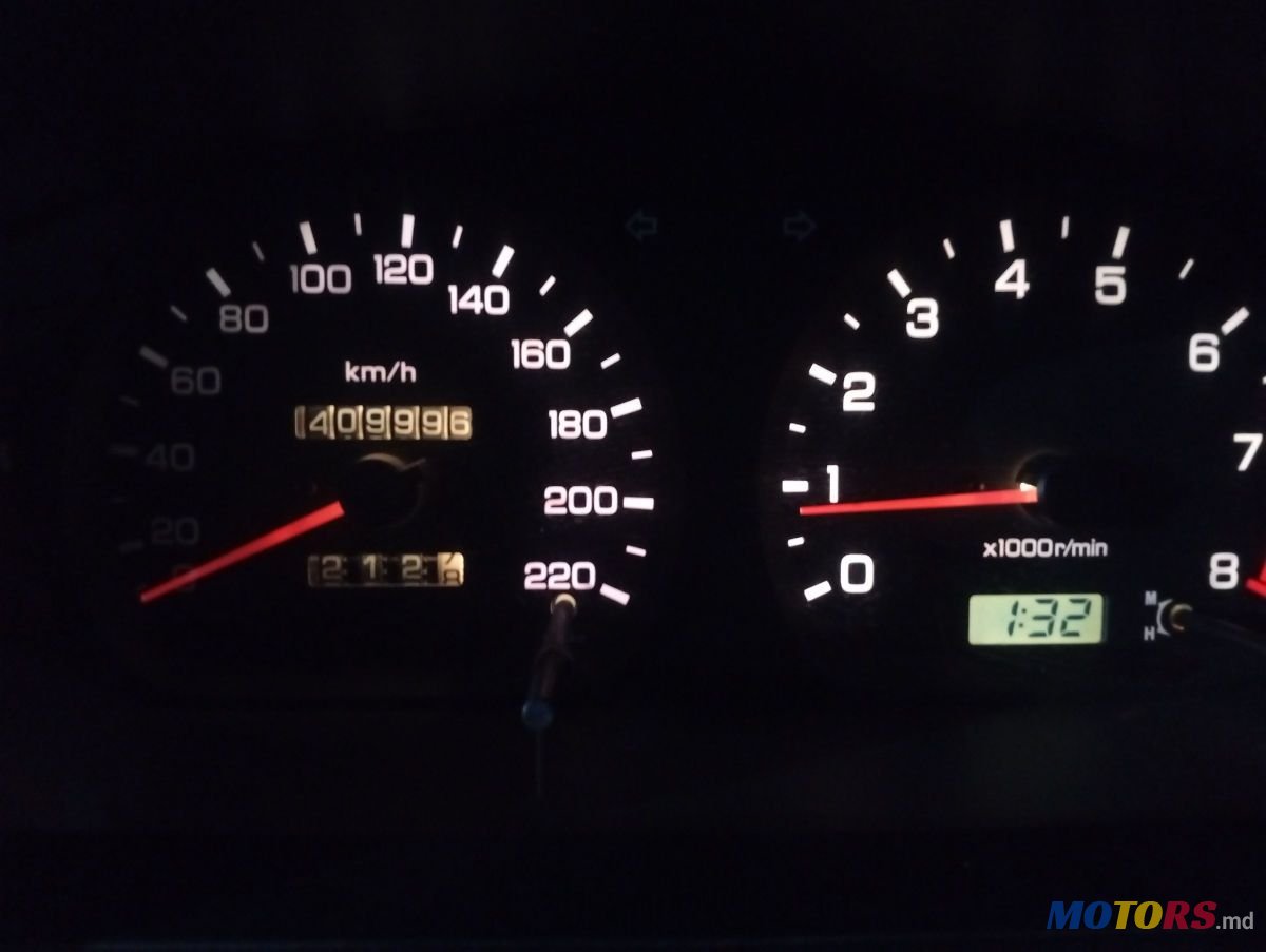 1997' Nissan Almera photo #2