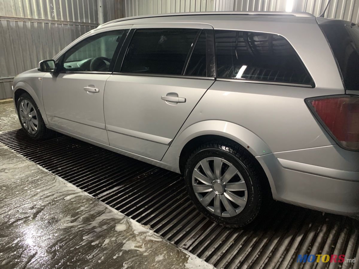 2006' Opel Astra photo #3