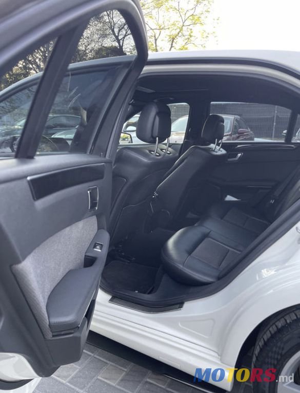 2012' Mercedes-Benz E Класс photo #4