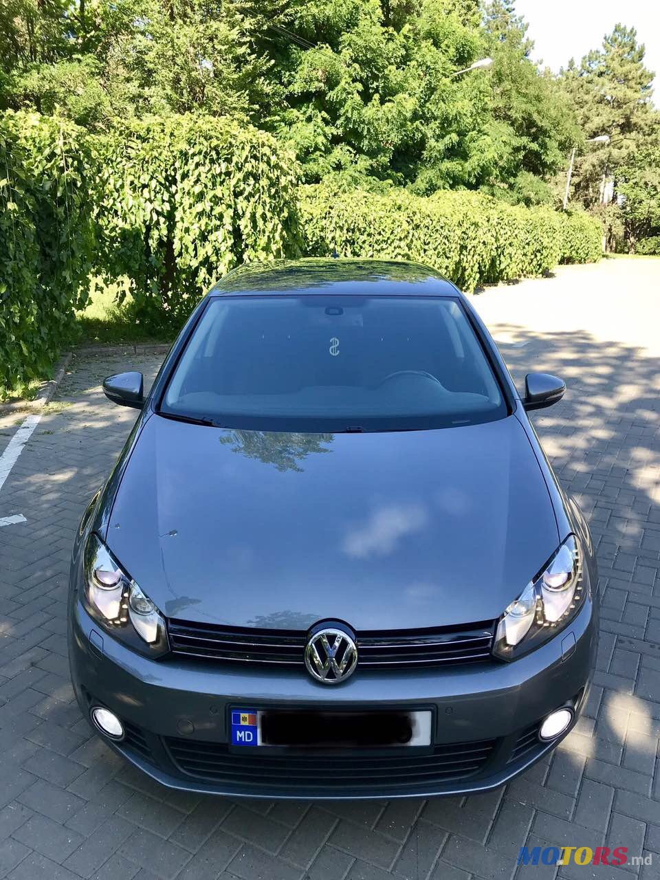 2011' Volkswagen Golf photo #1