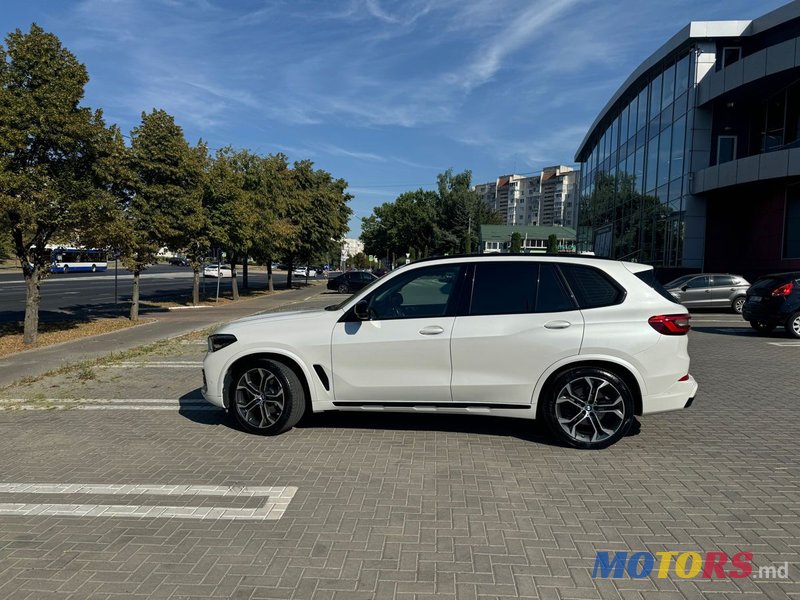 2019' BMW X5 photo #2