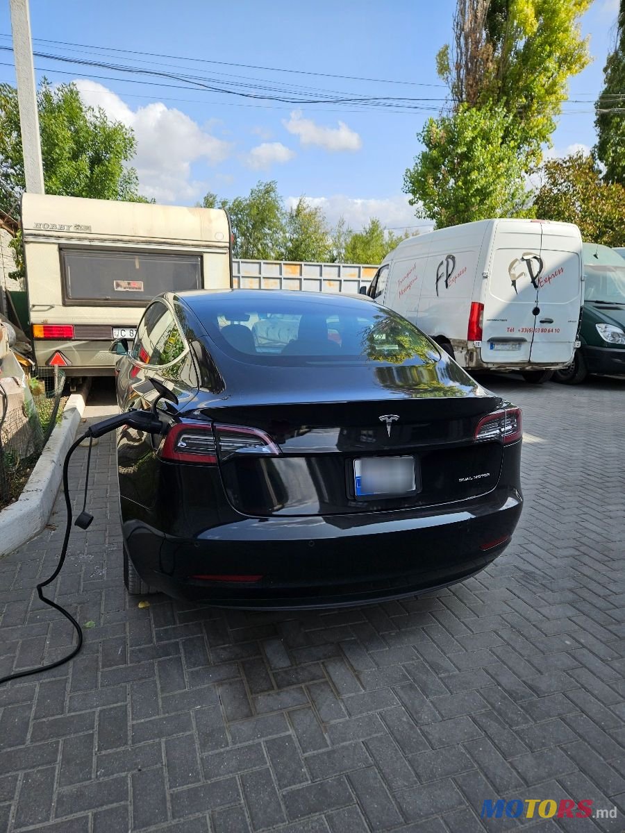 2018' Tesla Model 3 photo #3