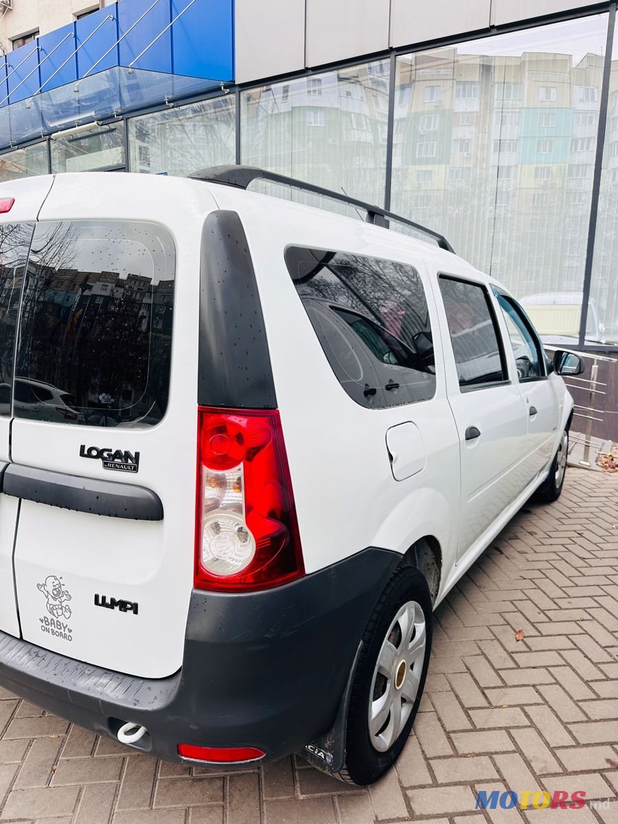 2009' Dacia Logan Mcv photo #2
