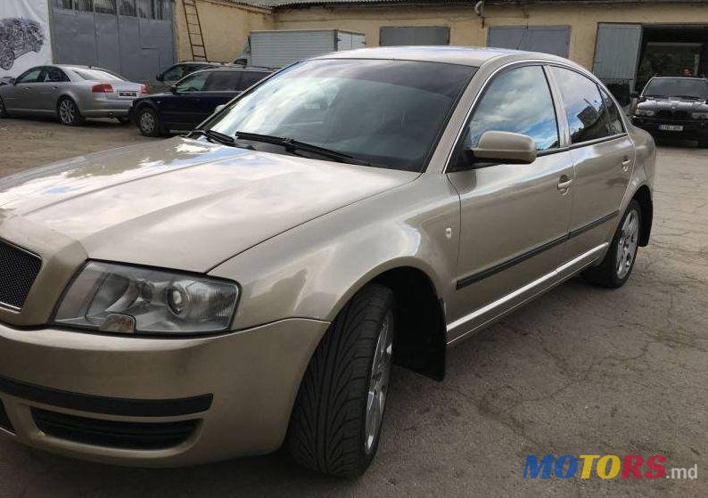 2002' Skoda Superb photo #2