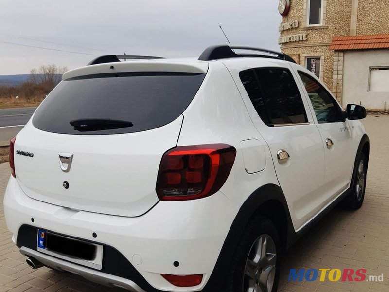 2017' Dacia Sandero Stepway photo #1