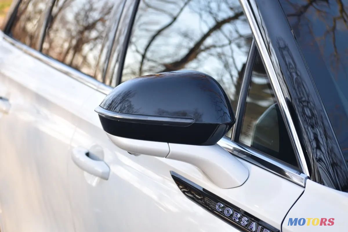 2022' Lincoln Corsair photo #6