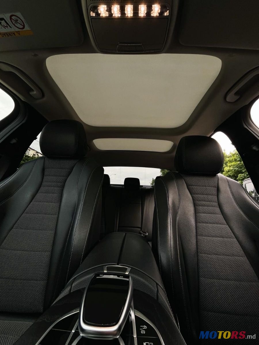 2019' Mercedes-Benz E-Class photo #6