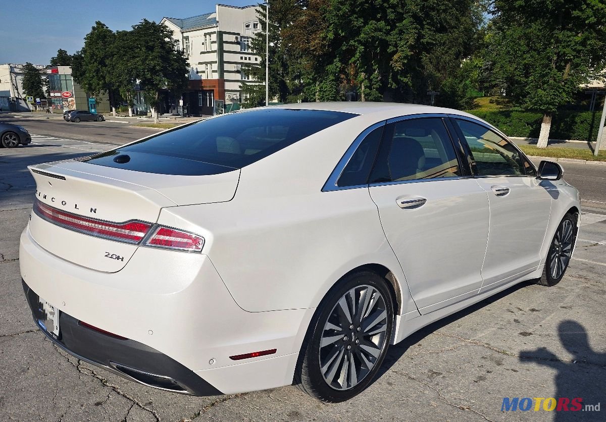 2019' Lincoln MKZ photo #4