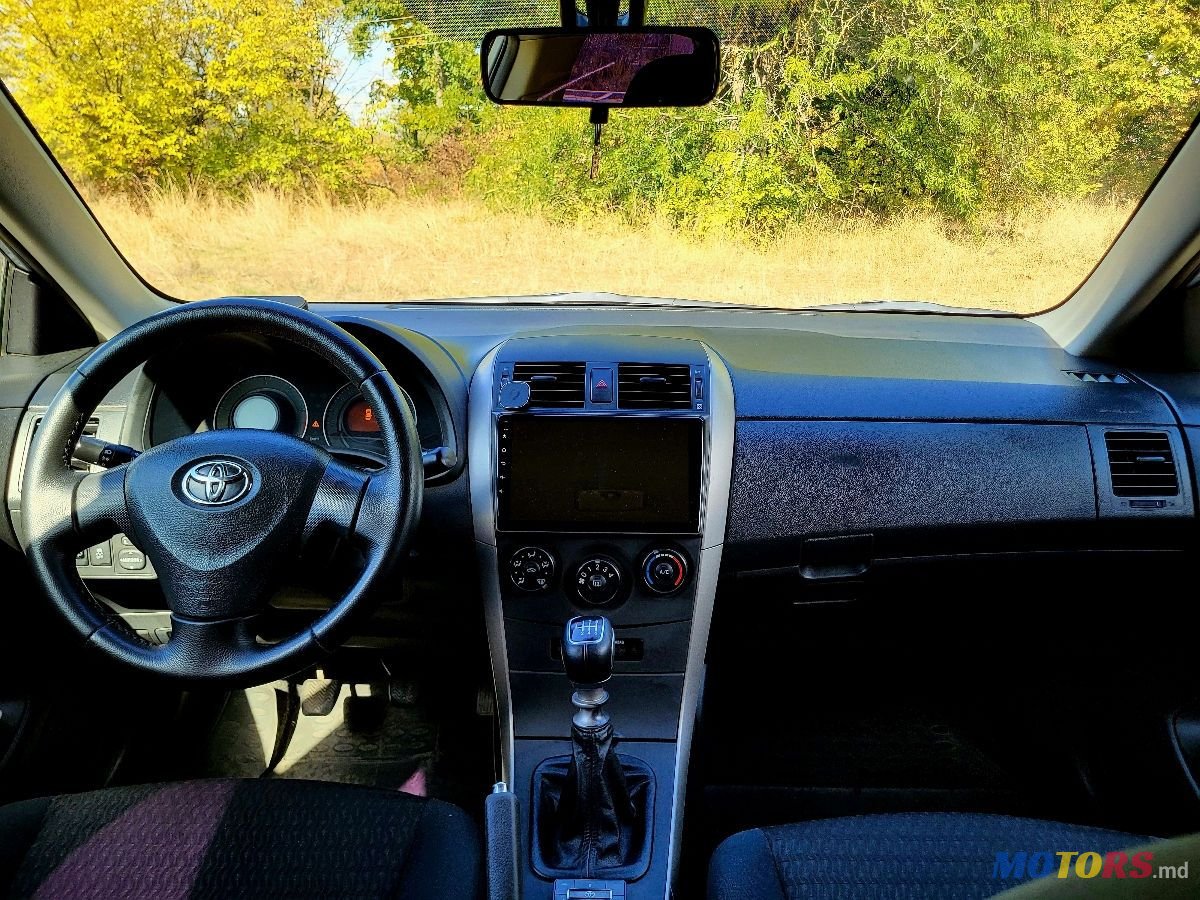 2010' Toyota Corolla photo #6