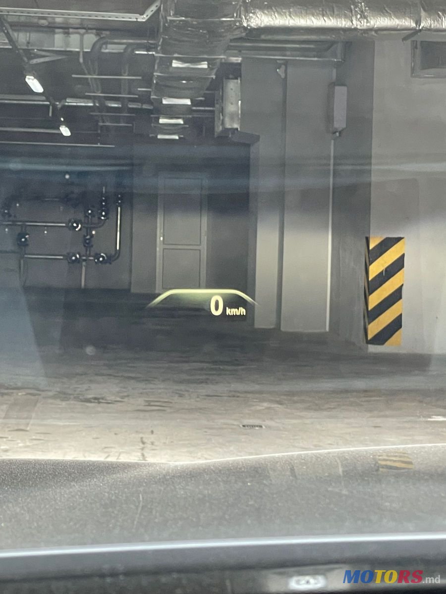 2017' BMW 5 Series photo #6