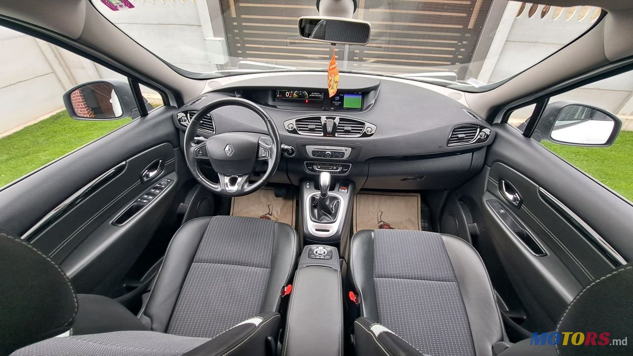 2016' Renault Scenic photo #4