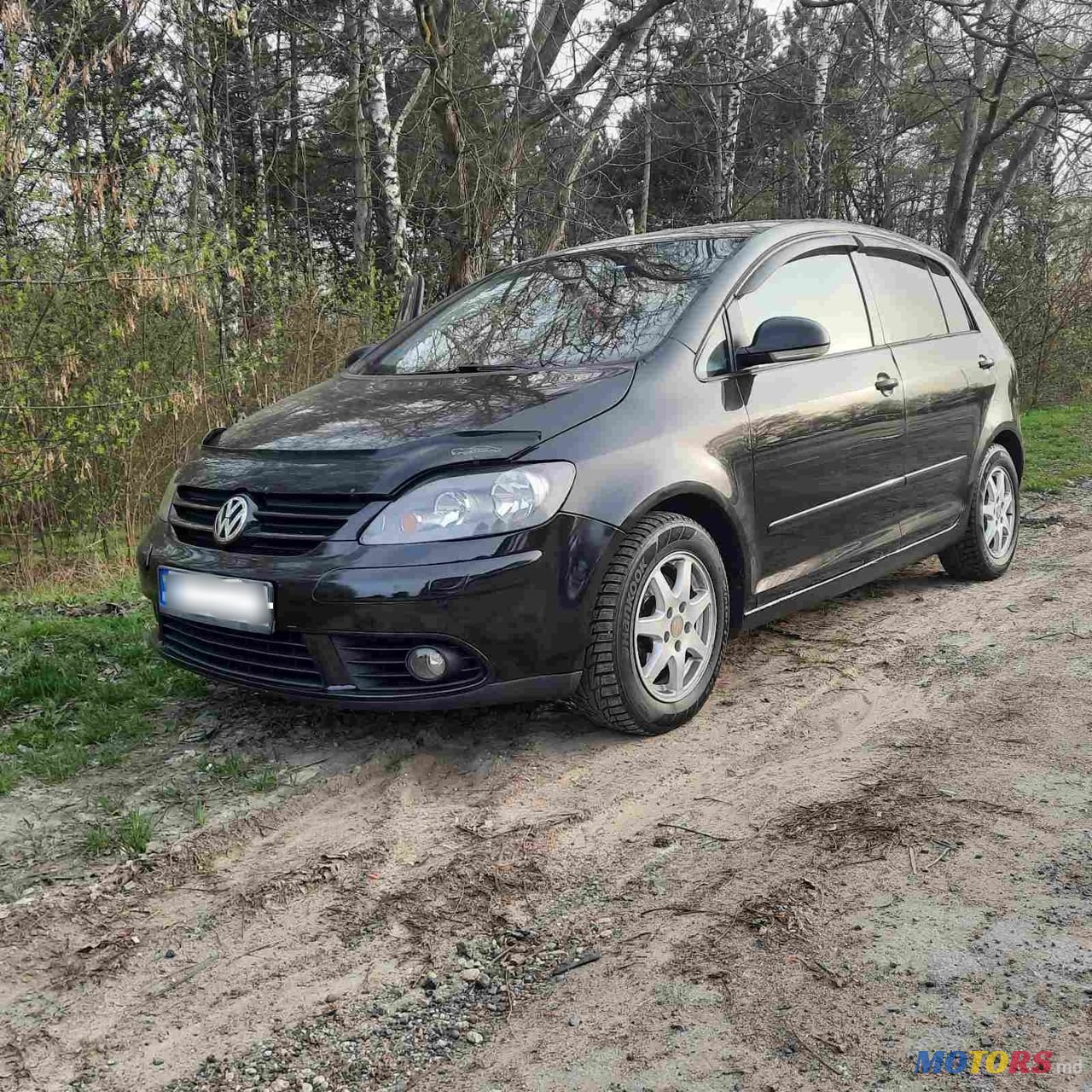 2005' Volkswagen Golf Plus photo #5