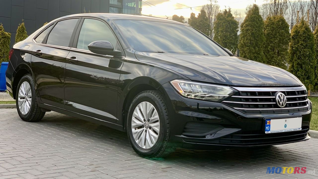 2018' Volkswagen Jetta photo #2