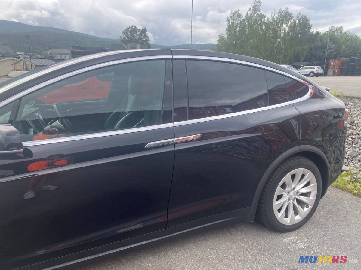 2017' Tesla Model X photo #3