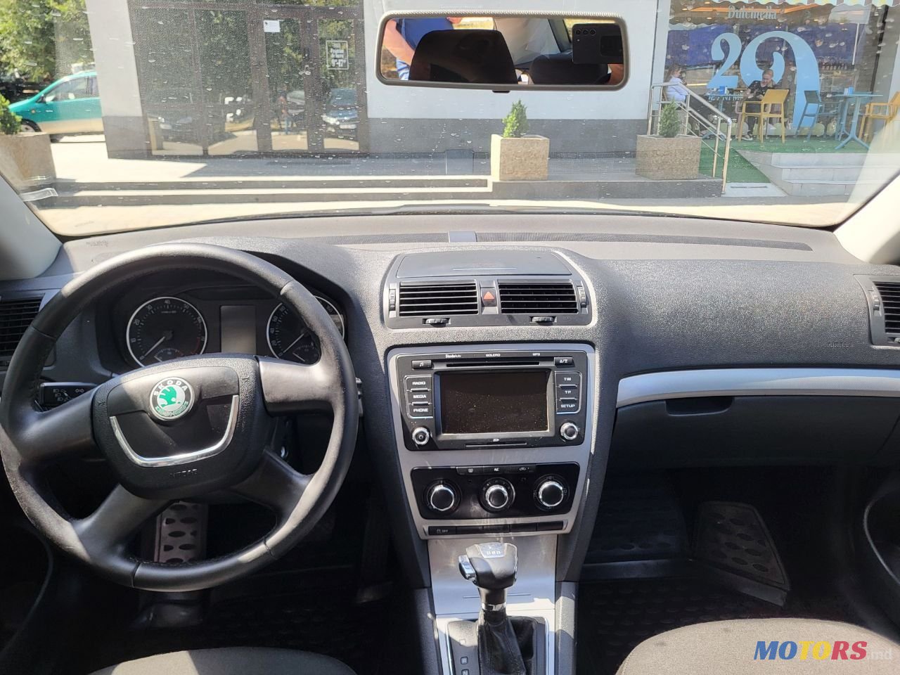 2011' Skoda Octavia photo #2