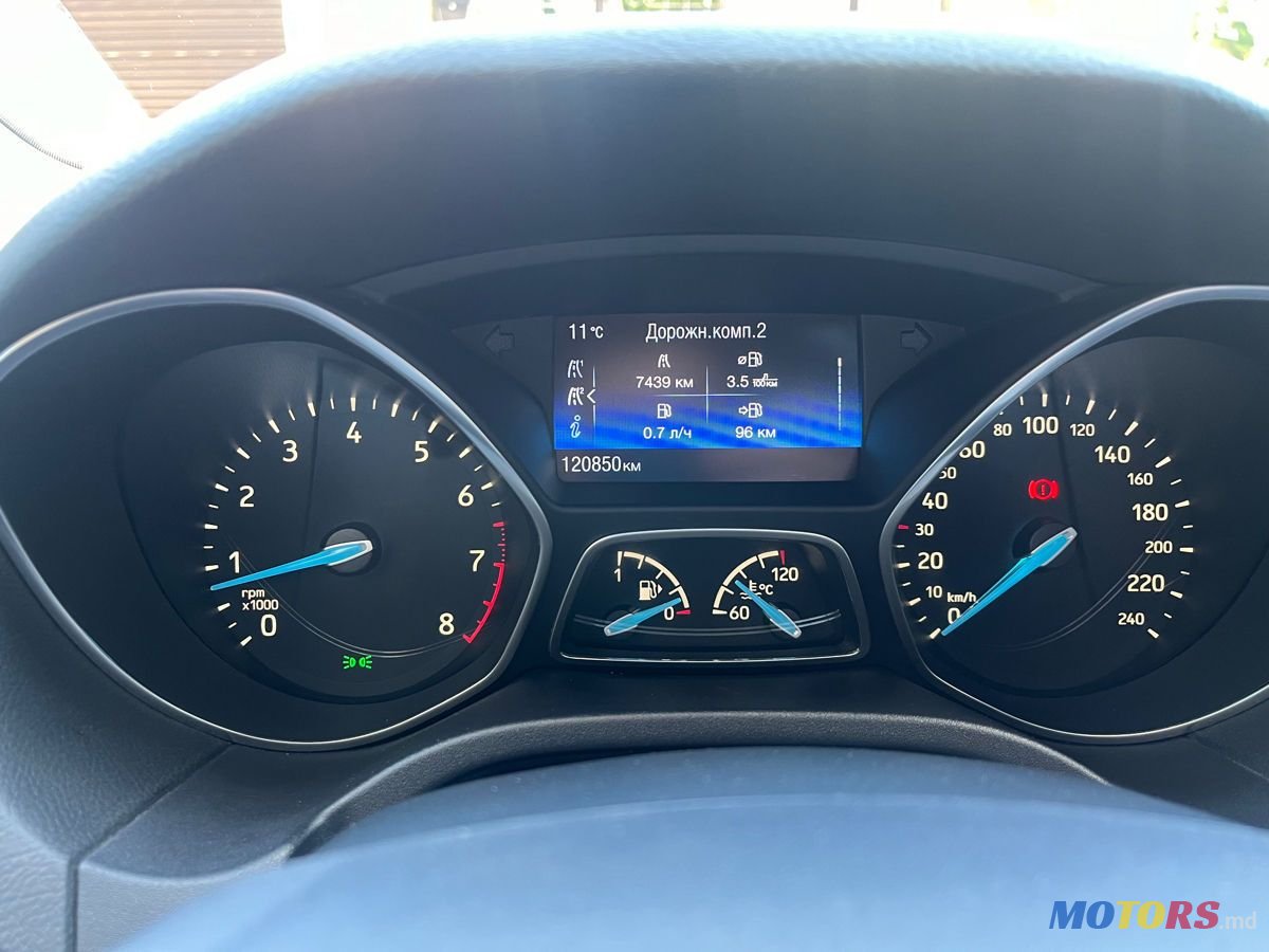 2015' Ford Focus photo #6